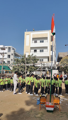 Mantine International School
