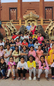 Mantine International School