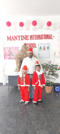 Mantine International School
