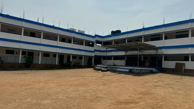 SR Digi School